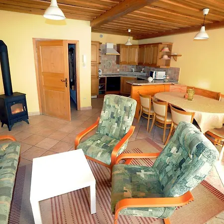 Feriehus Holiday House U Kapitana *