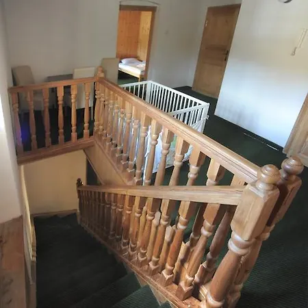 Feriehus Holiday House U Kapitana